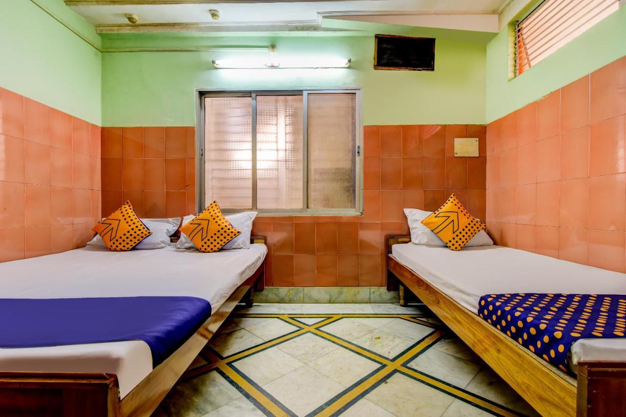 Oyo 63538 Hotel Lotus 1 Khanapara Chambre photo