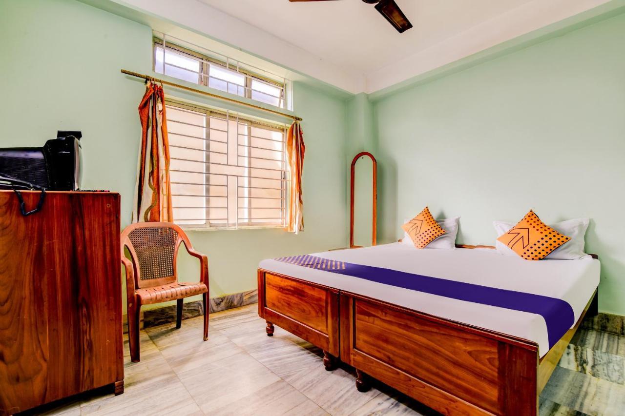Oyo 63538 Hotel Lotus 1 Khanapara Extérieur photo