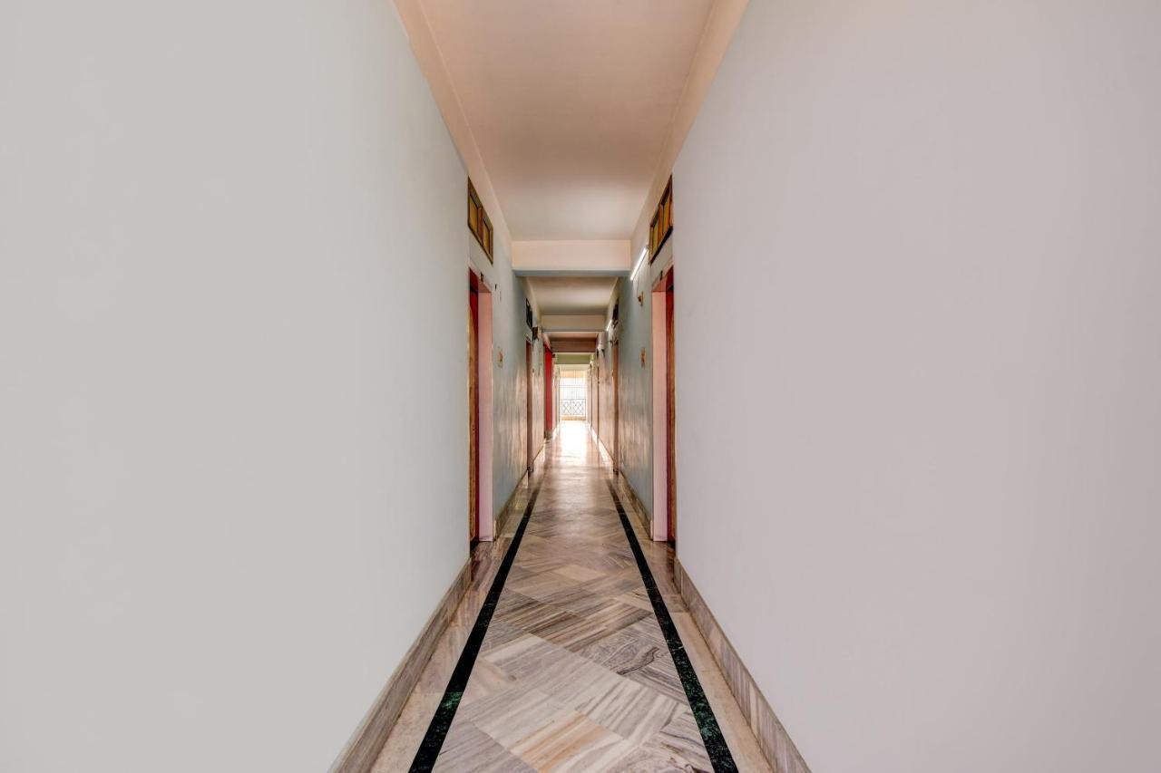 Oyo 63538 Hotel Lotus 1 Khanapara Extérieur photo