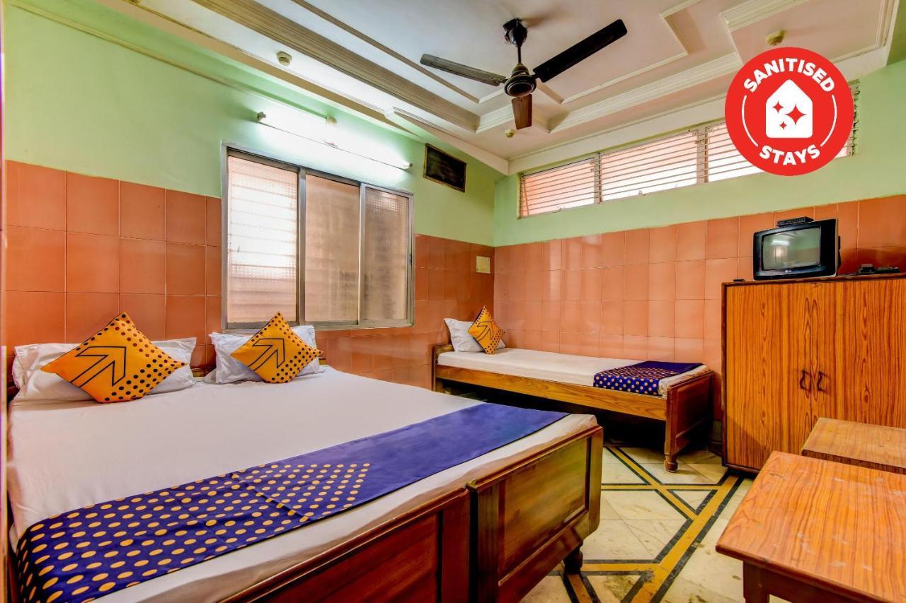 Oyo 63538 Hotel Lotus 1 Khanapara Extérieur photo